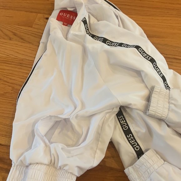 **GUESS white jacket** - Picture 5 of 7
